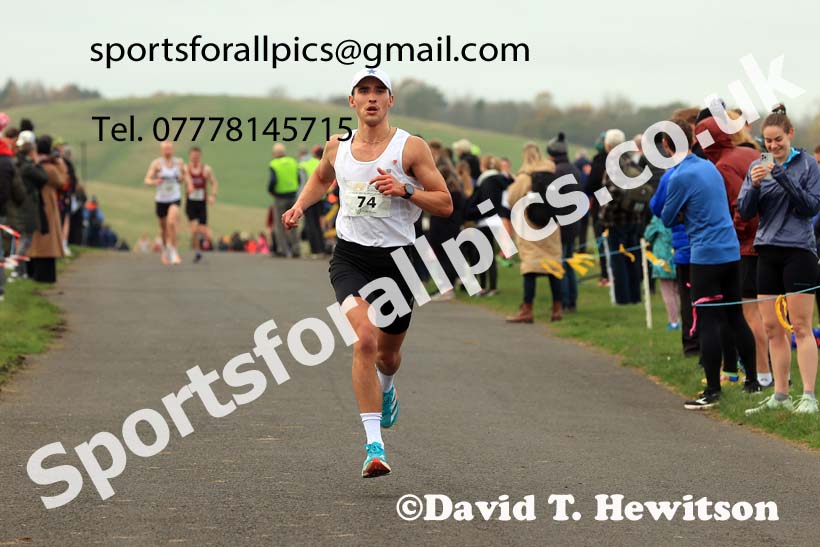 Senior Mens and Womens 2024 Heaton Memorial 10k Road Race, Newcastle Town Moor, Newcastle.   Photo: David T. Hewitson/Sports for All Pics